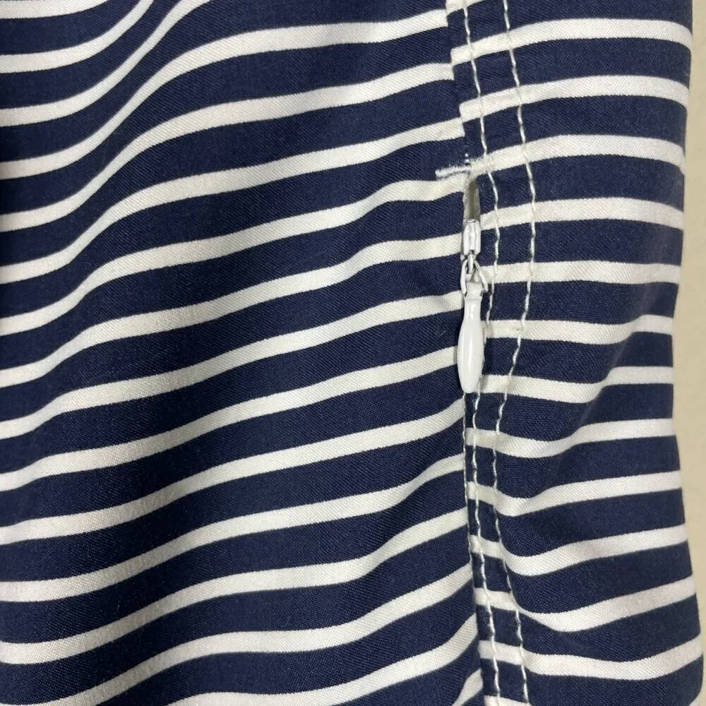 Hollister Men's Black & White Stripe Board Shorts Beach Size: Small